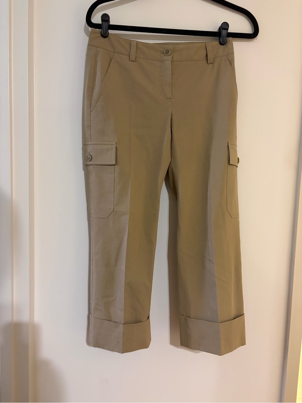 Theory Tan Cargo Capri Pants